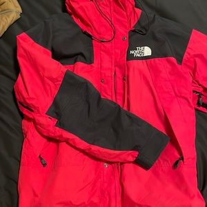 NORTH FACE SKI SHELL RED/ BLACK XL